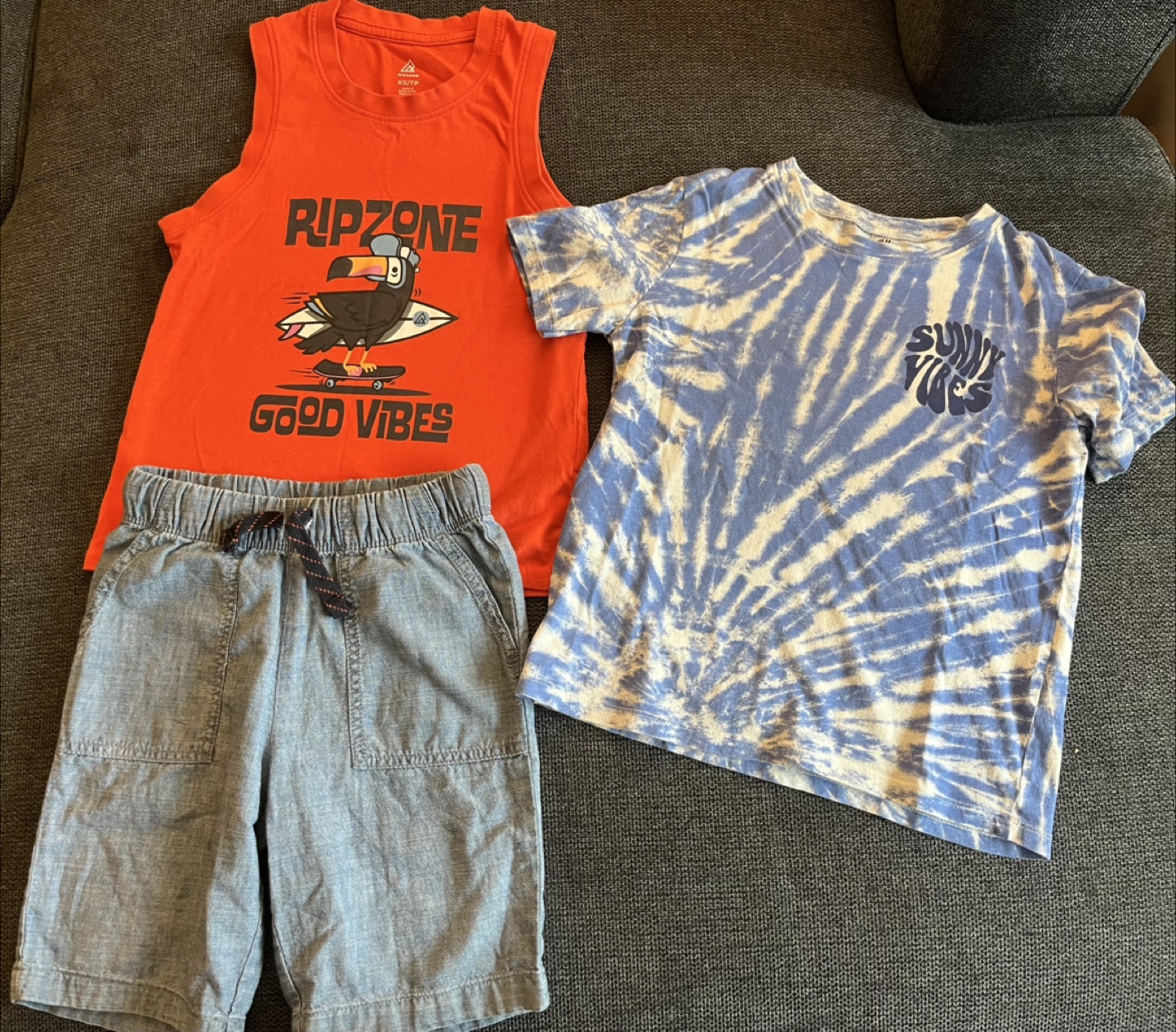 Kids Clothes Bundle - Size 4-6Y
