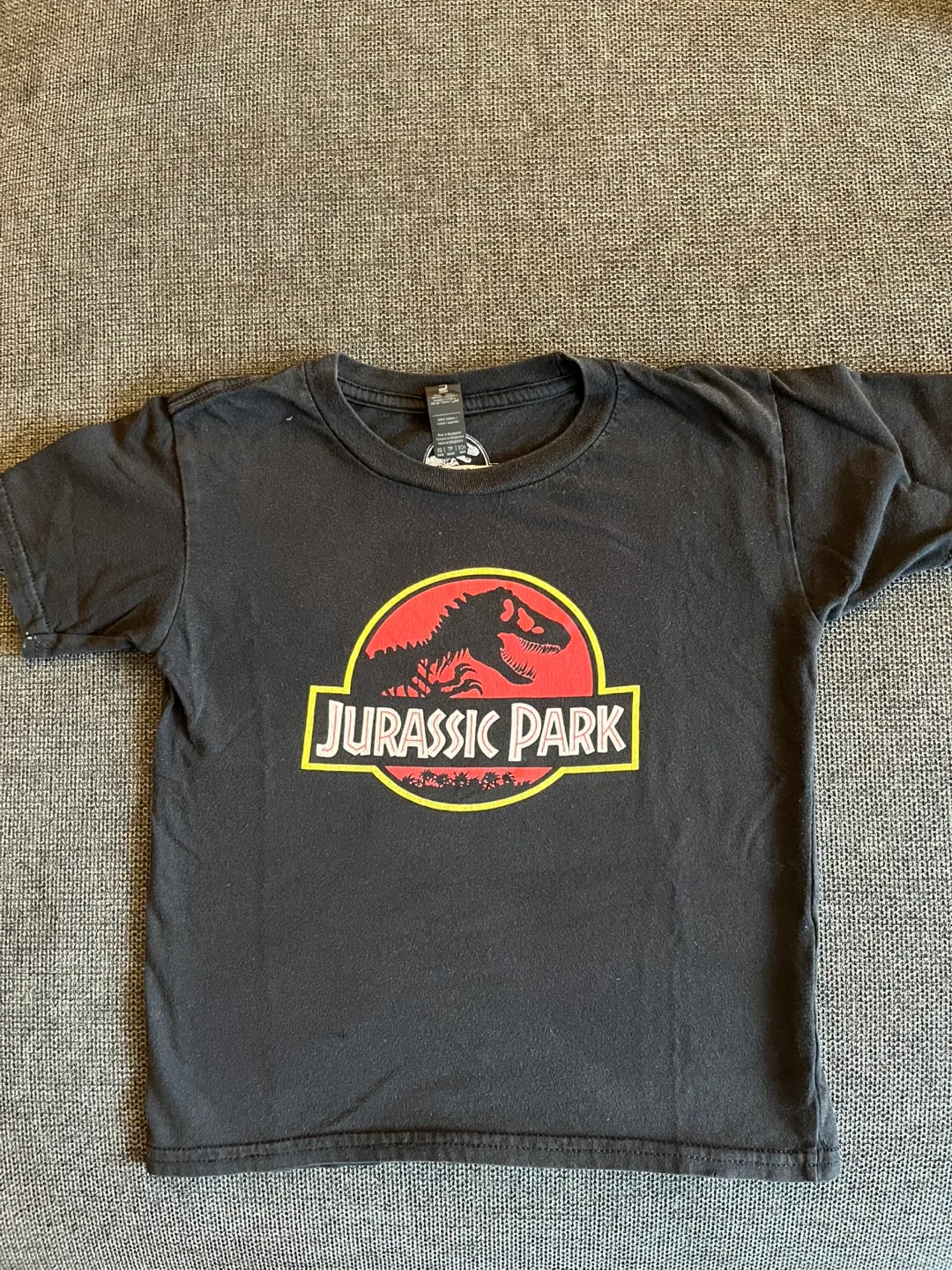 Jurassic Park T-Shirt thumbnail