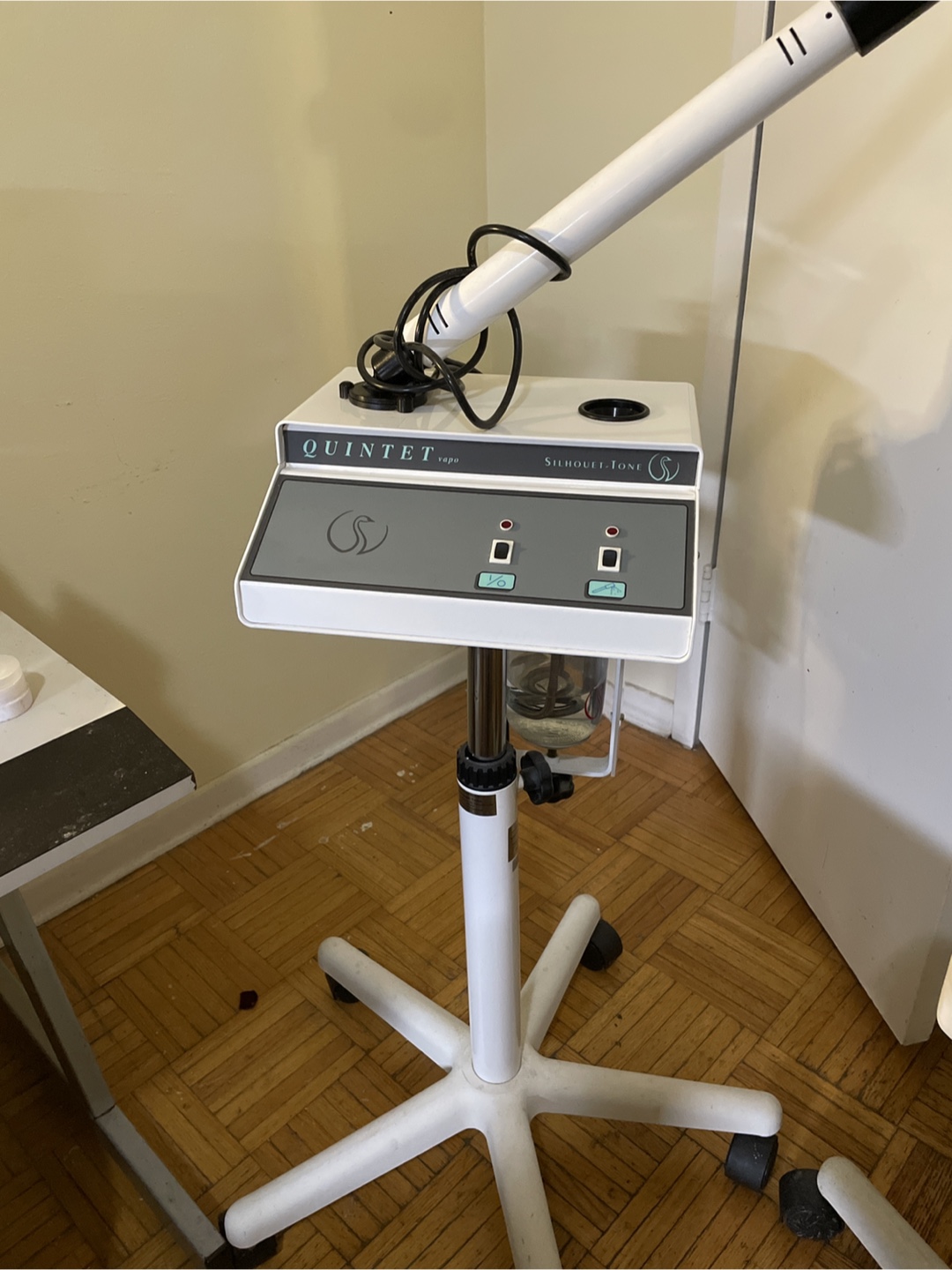 Silhouet-Tone Quintet Vapo Facial Steamer