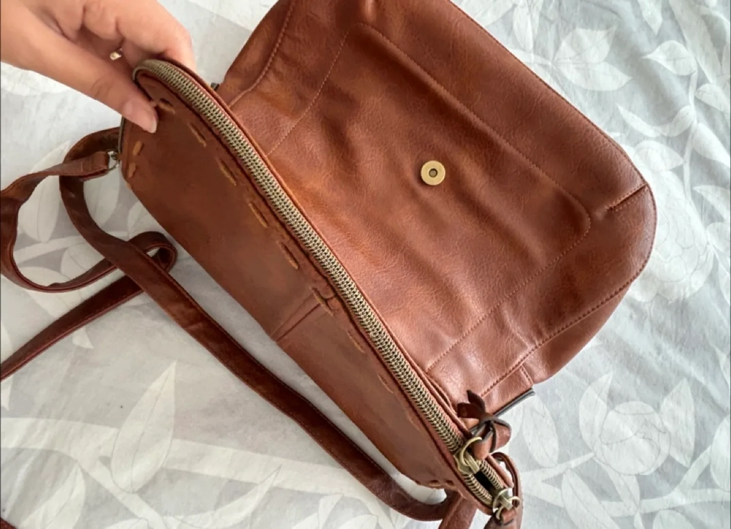 Brown real leather shoulder/Crossbody Bag(new) image indicator(7)