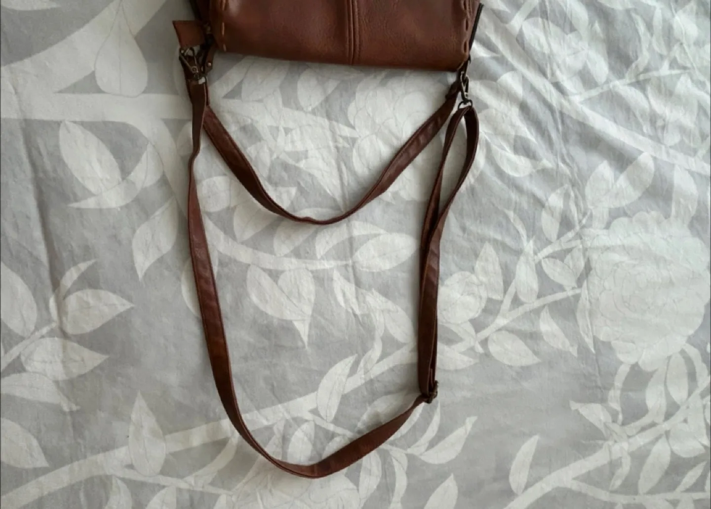 Brown real leather shoulder/Crossbody Bag(new) image indicator(8)