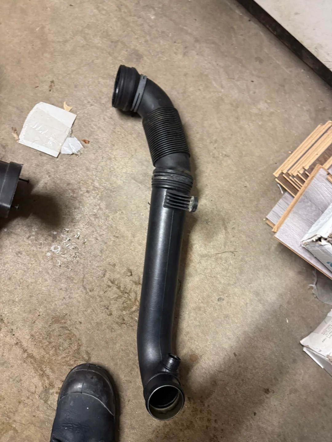 Volkswagen Air Filter Housing Assembly image indicator(2)