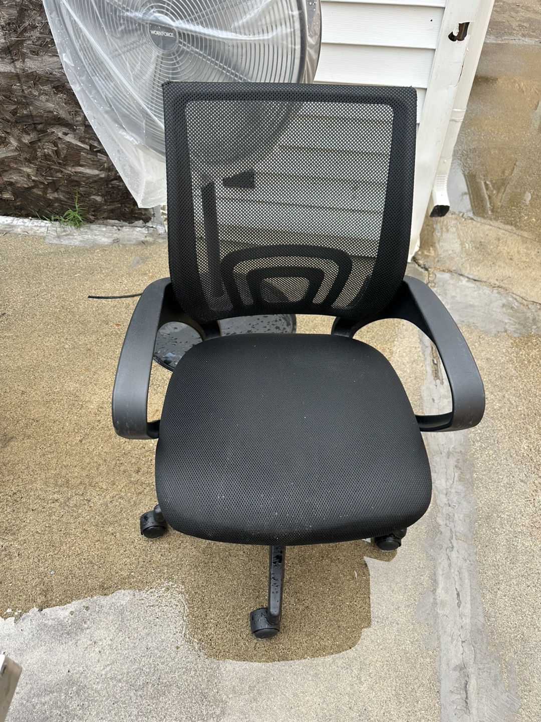 Workforce Black Mesh Office Chair