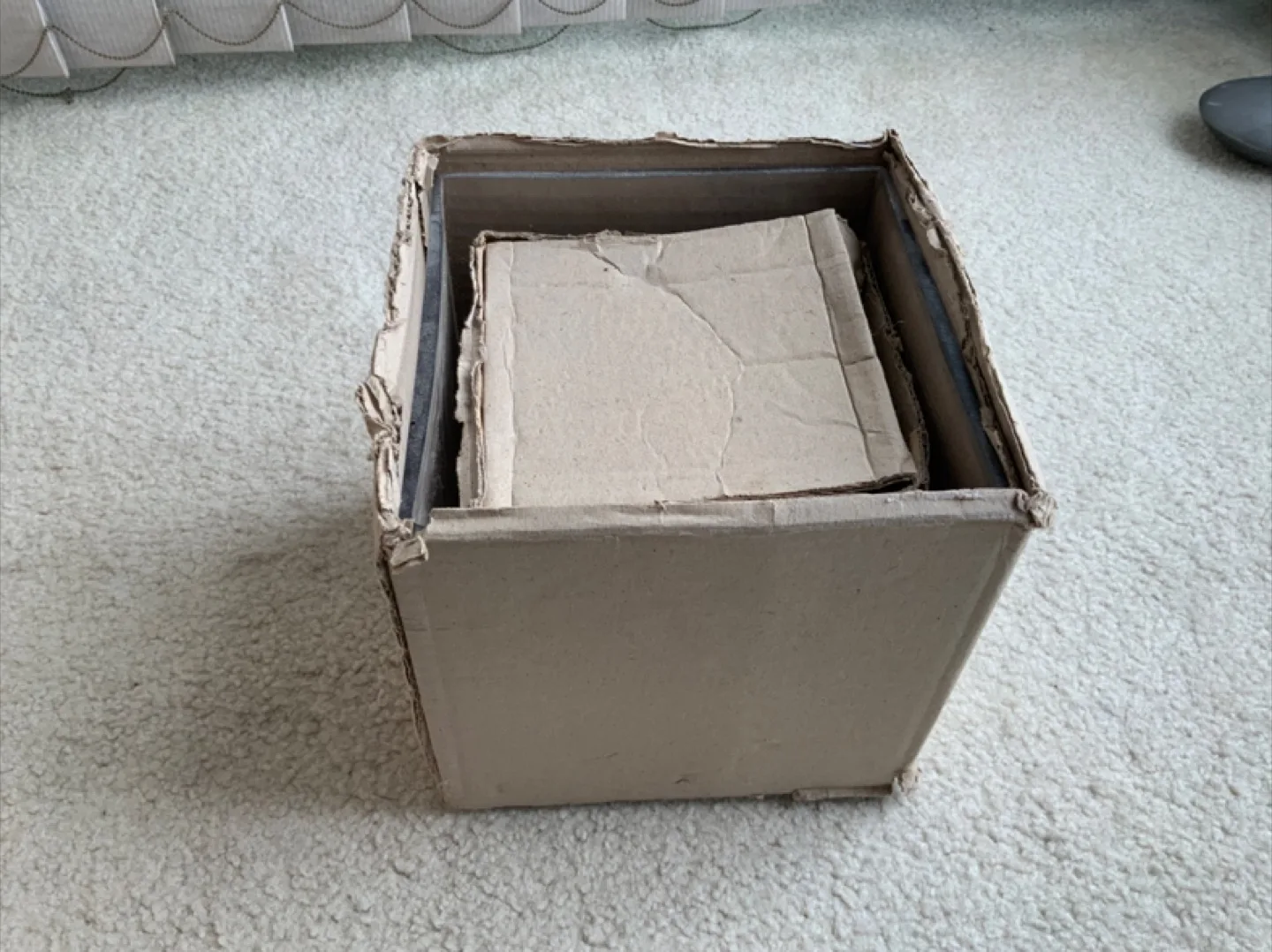 Square Glass Vase image indicator(2)