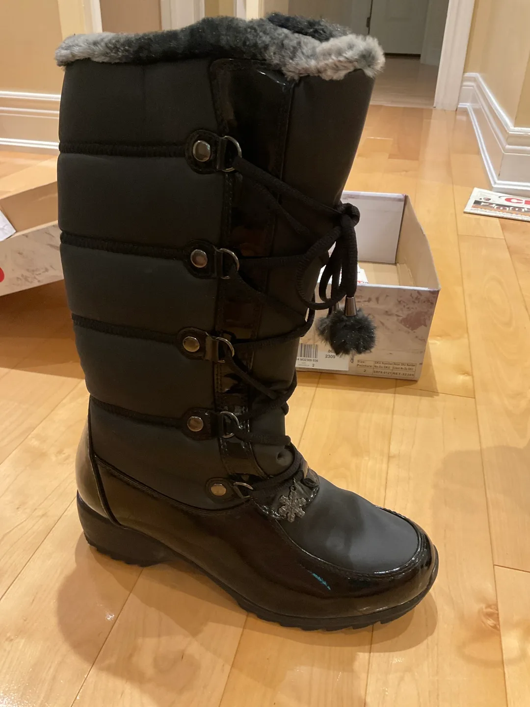 Kohl's Totes Puff Black Winter Boots - Women's Size 9 image indicator(4)