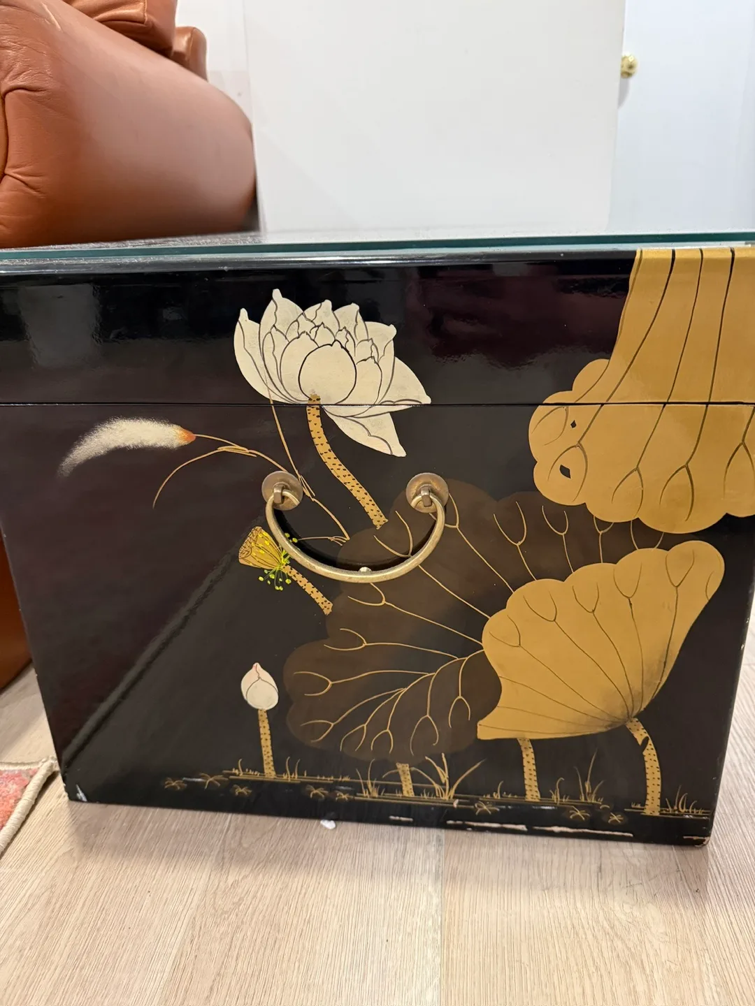 Antique Chinese Lacquer Chest/Side table image indicator(3)