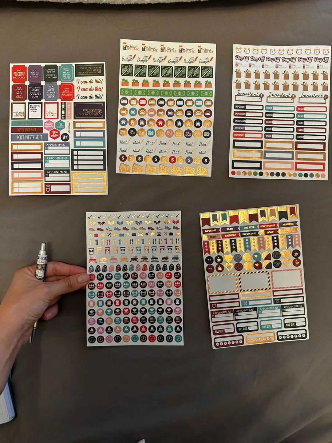 Clever Fox Planner Pro with Stickers image indicator(6)