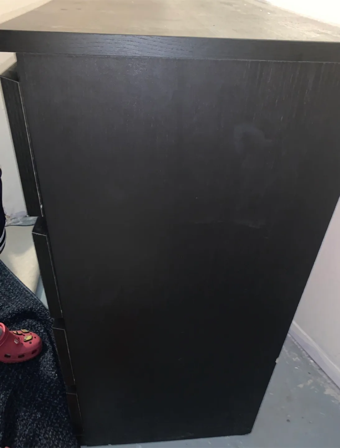 Black Wodden 4-Drawer Dresser image indicator(4)