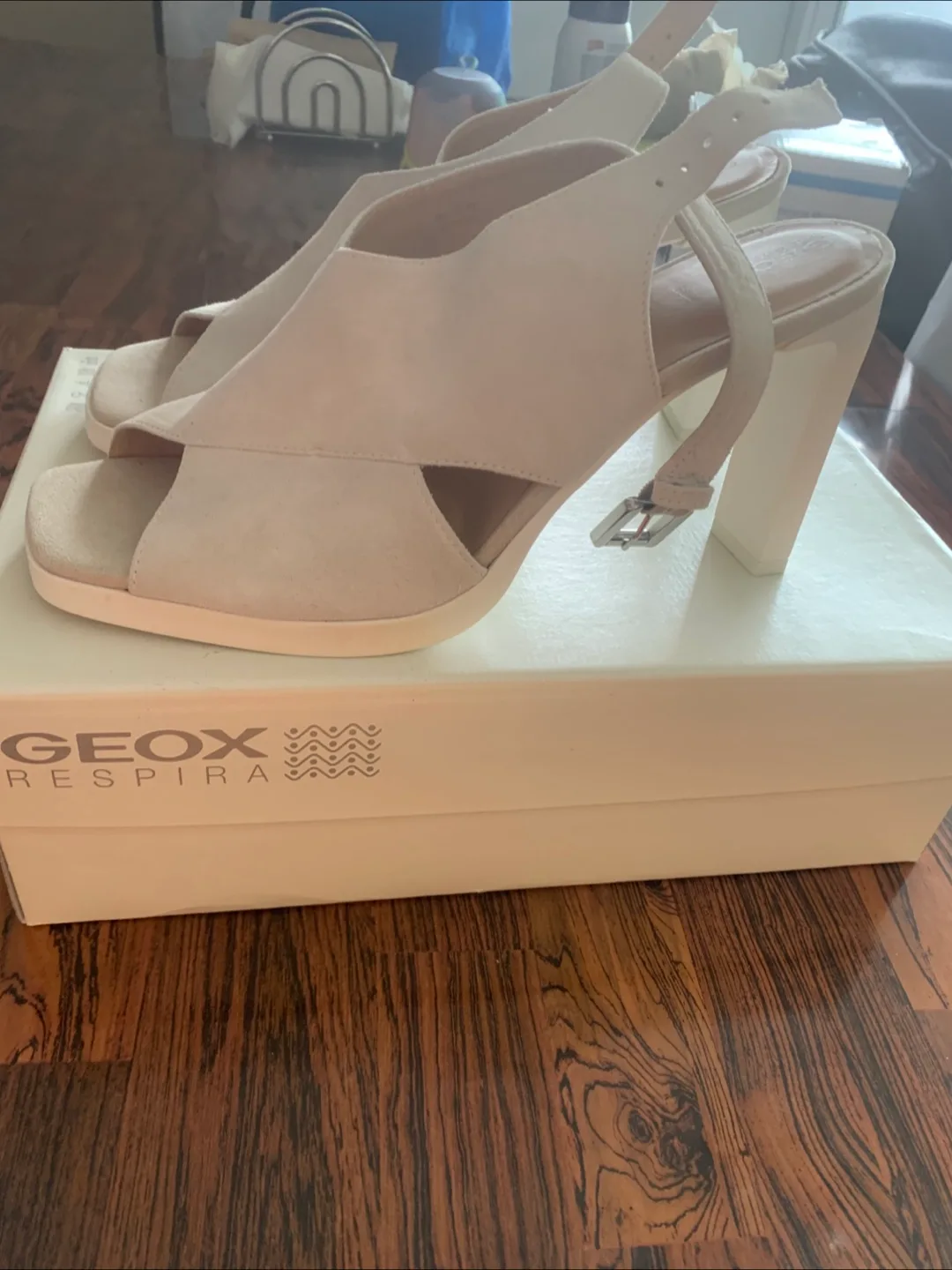 Geox Respira Heels thumbnail