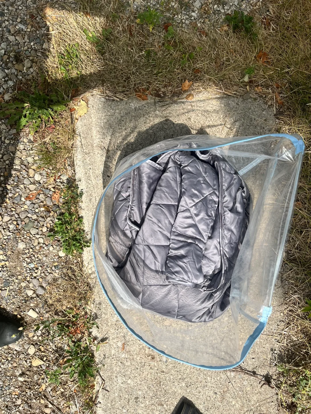 GH Home Weighted Blanket 88x104 Gray image indicator(3)