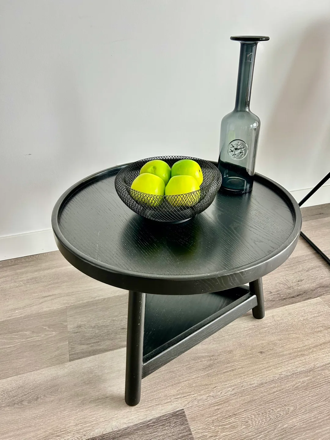 Round Black Side Table - 24" Diameter image indicator(2)