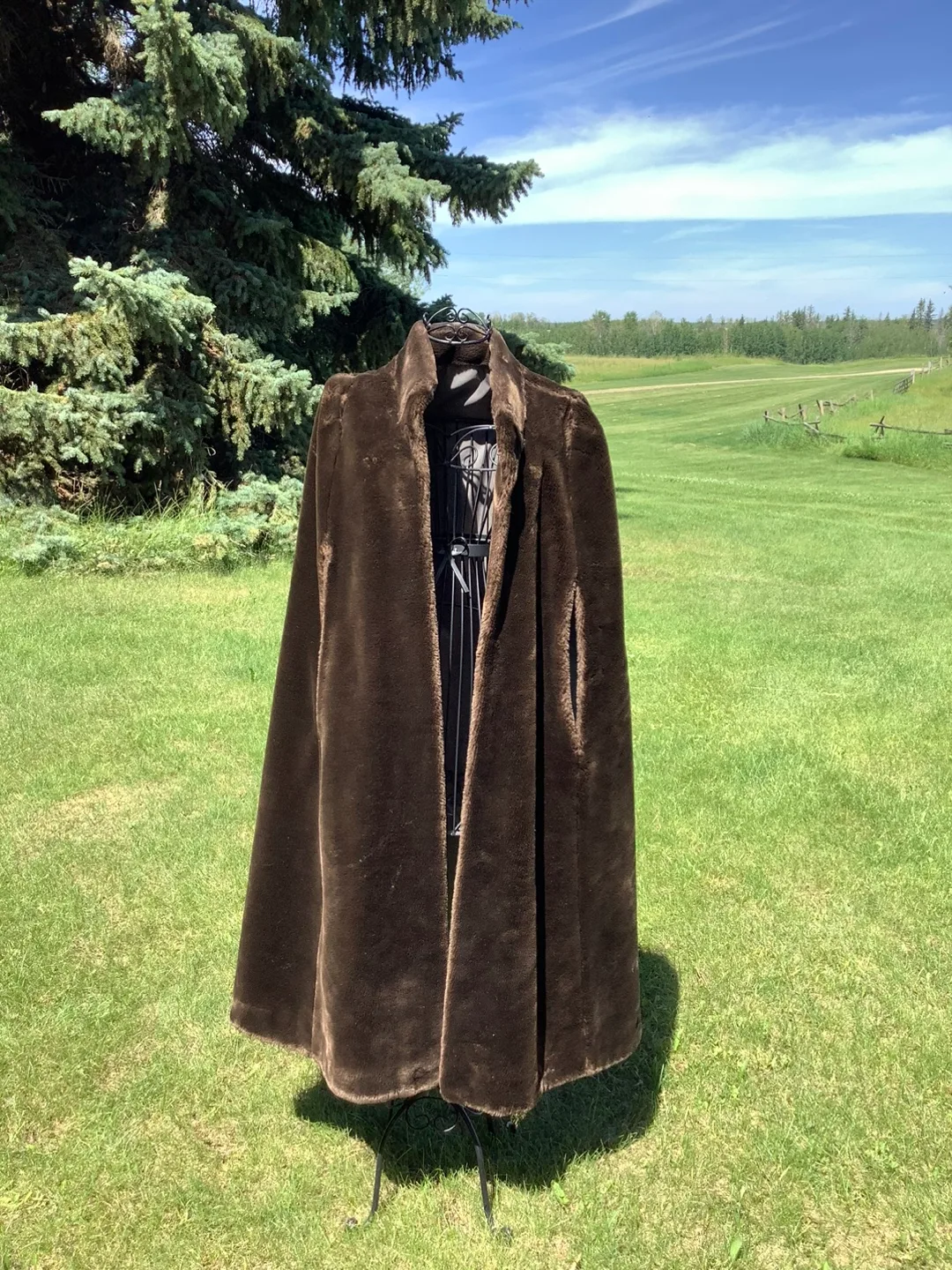 Brown Faux velvet Cape image indicator(5)