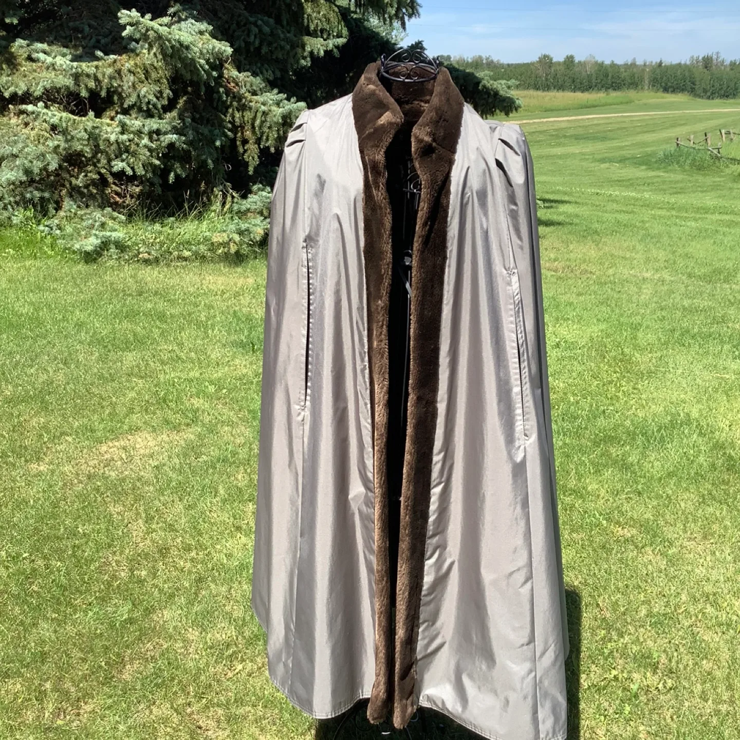 Brown Faux velvet Cape image indicator(4)