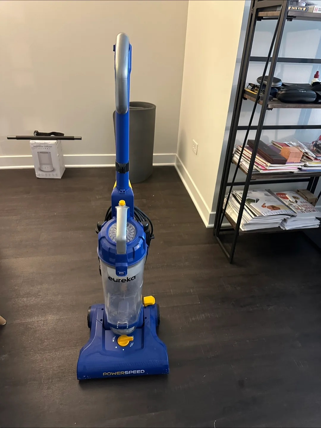 Eureka PowerSpeed Bagless Vacuum Cleaner thumbnail