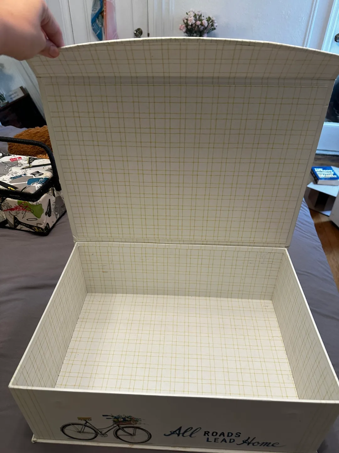 Decorative Box - All Roads Lead Home image indicator(4)