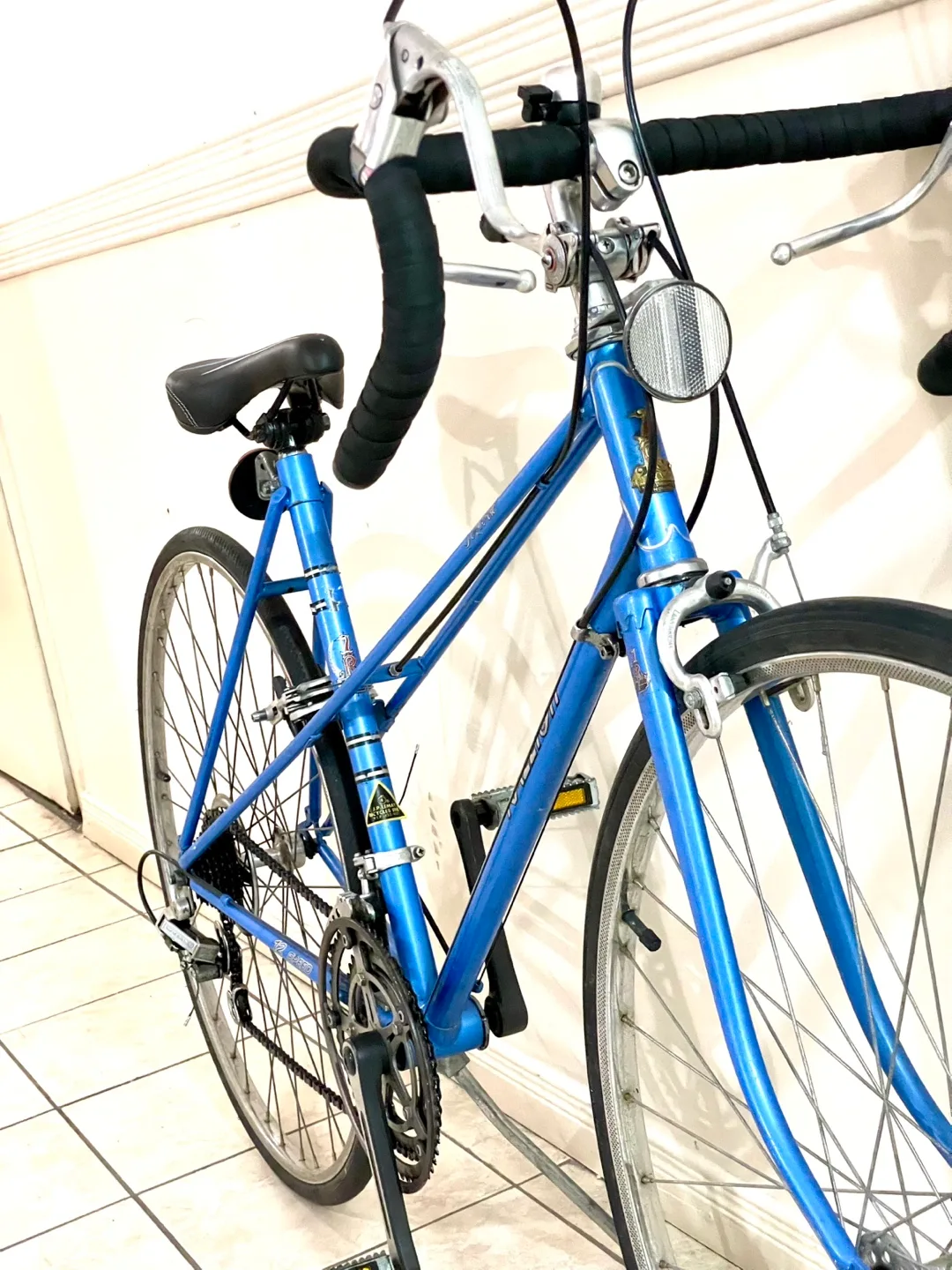 CLASSIC! Raleigh Racer Bike 12 speeds A1 Beautiful condition. image indicator(8)