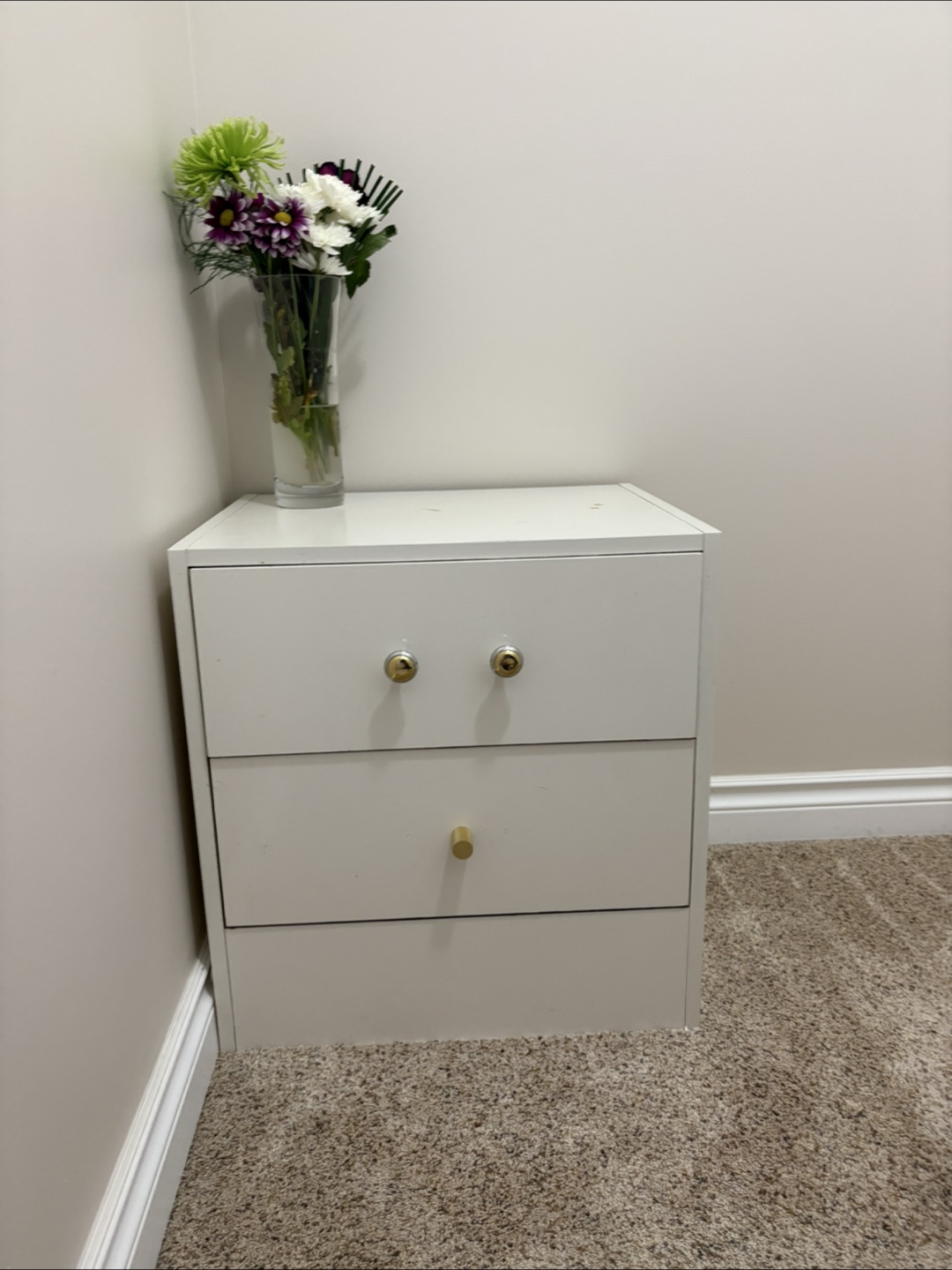 White 2 Drawer Nightstand