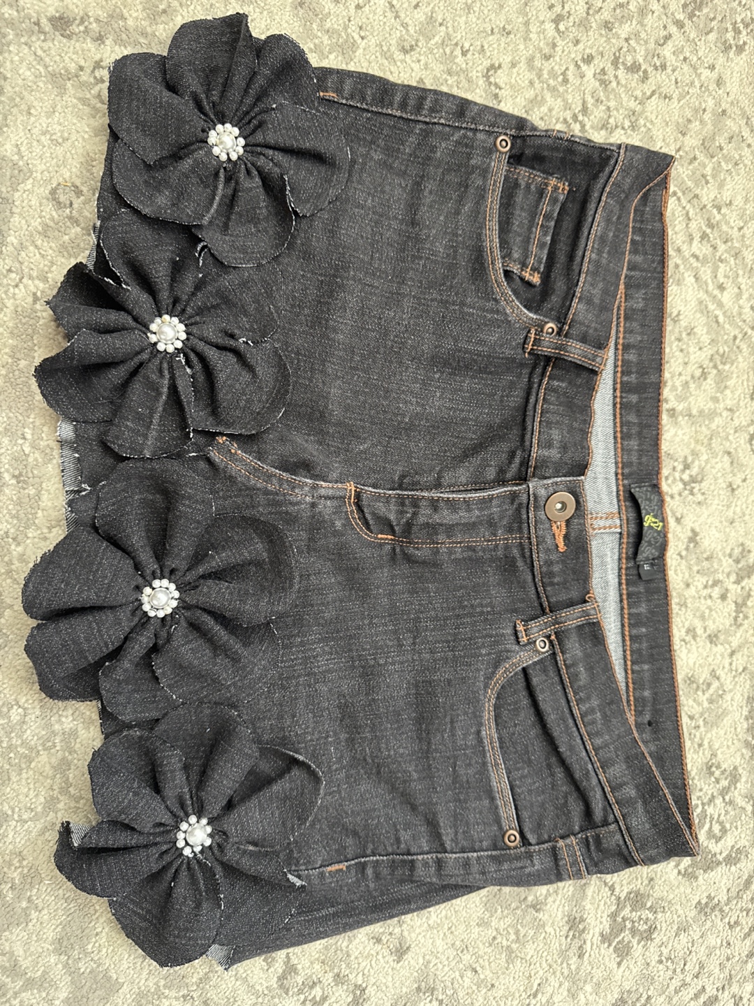 G21 Black Denim Skirt with Flowers - Size 11