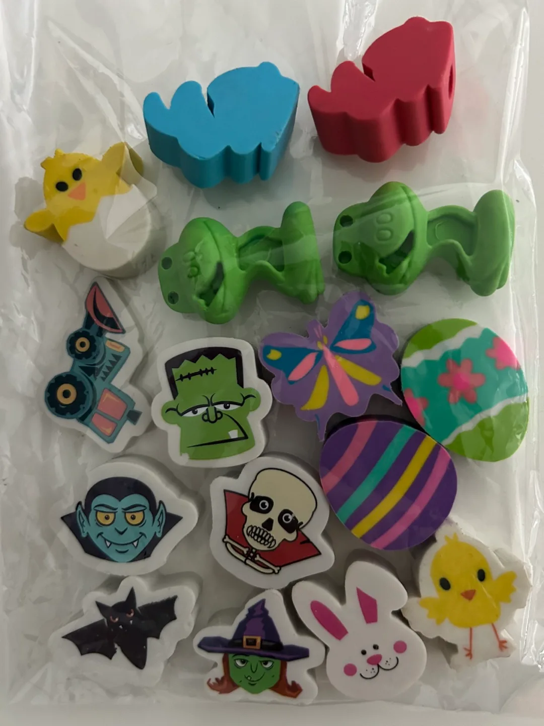 Assorted household stuffs image indicator(8)