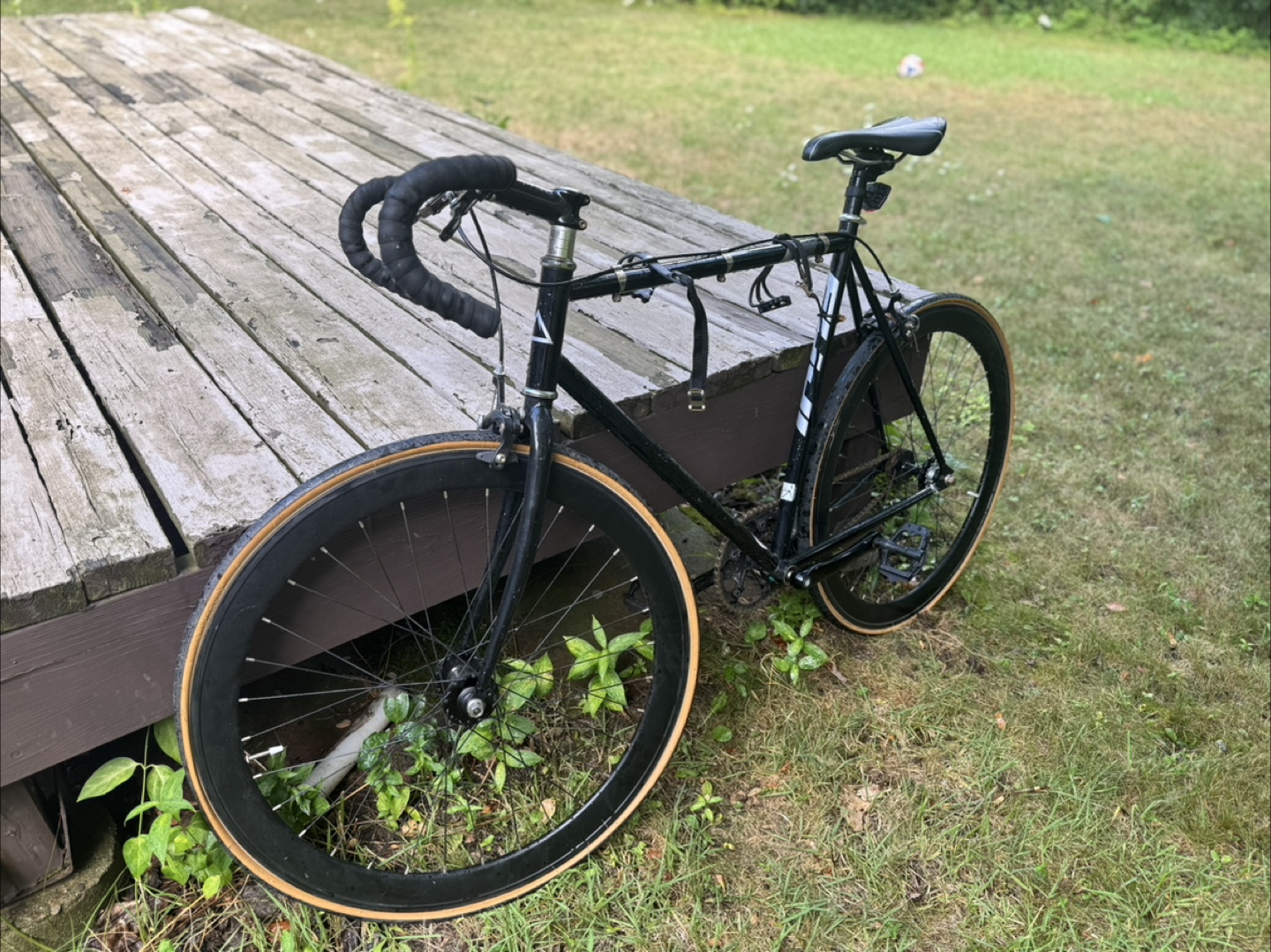Moving out sale! Black Bike - photo 2