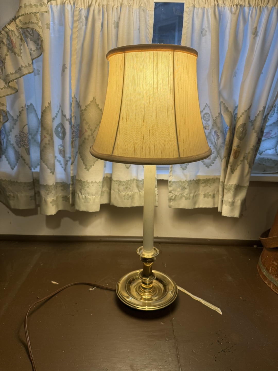 Table Lamp (2) - Beige Shade, Gold Base - photo 5
