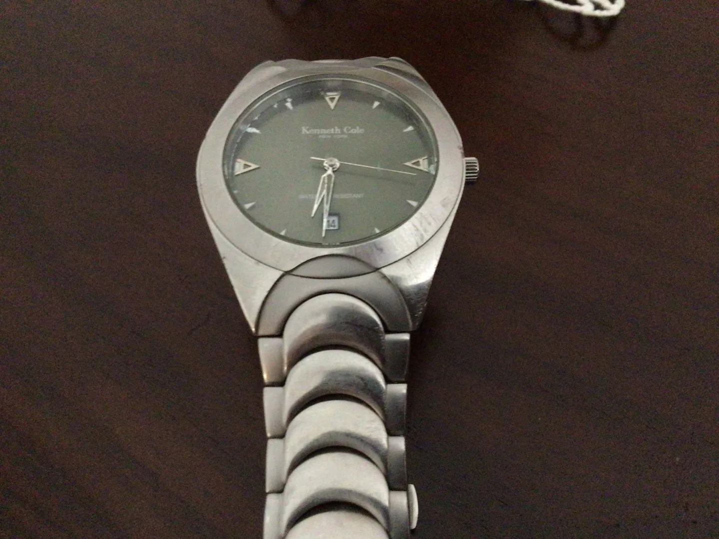 Kenneth Cole Watch image indicator(2)