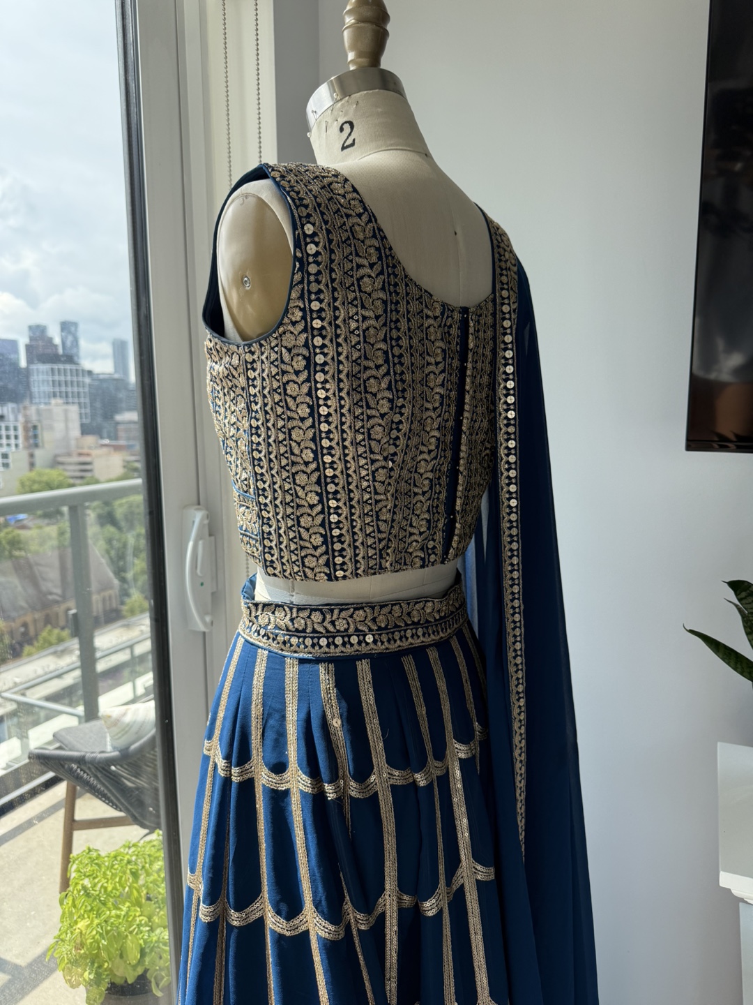 Blue & Gold Lehenga 4 piece set size small - photo 2