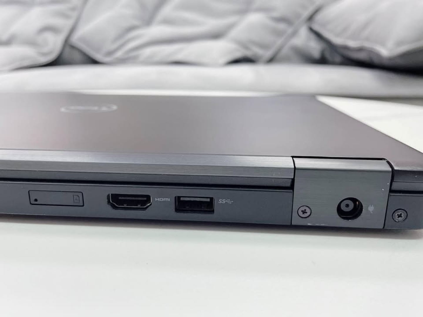 Dell Latitude Laptop 5480 Laptop - photo 5