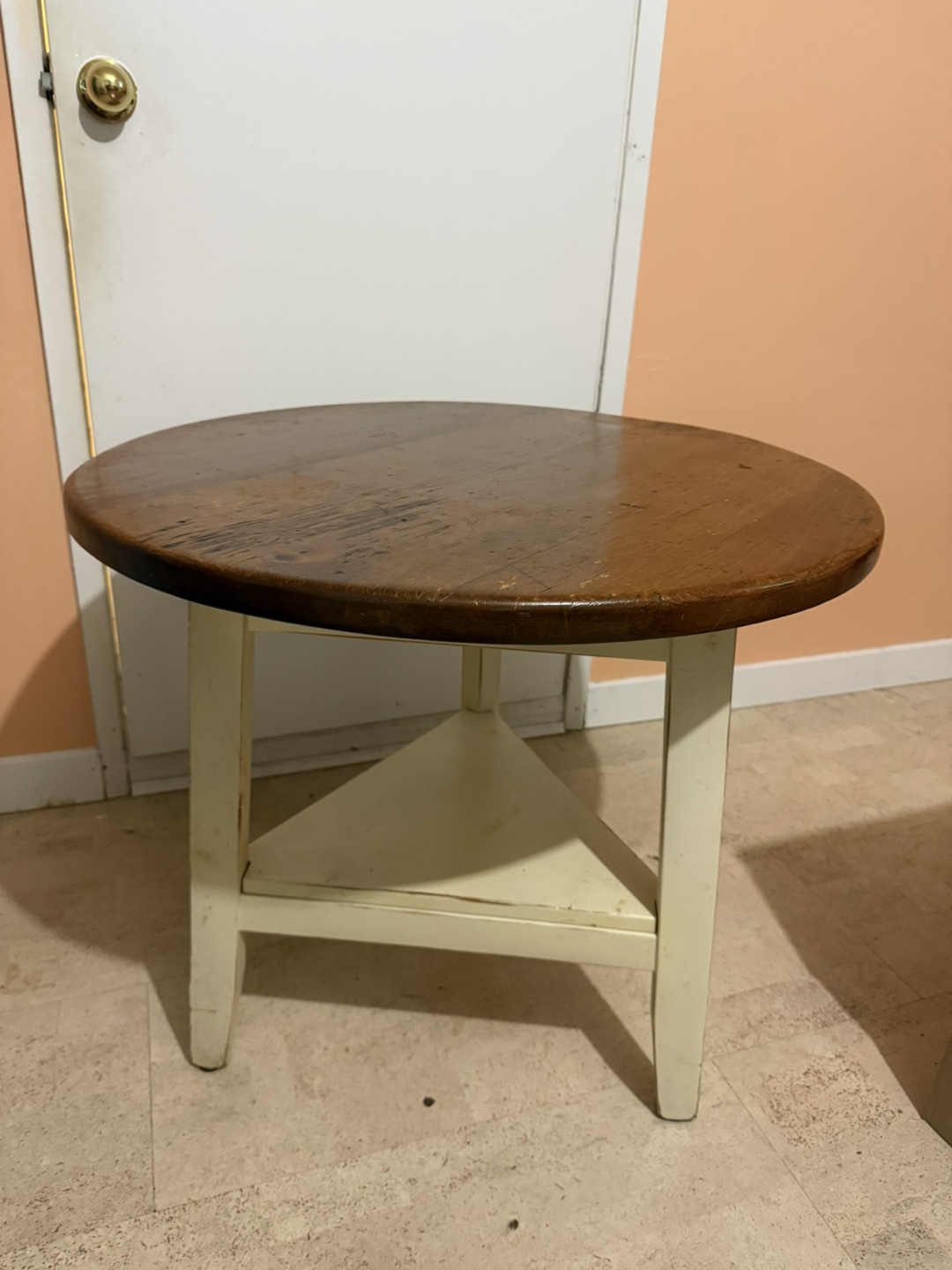 Round Wooden Table - photo 2