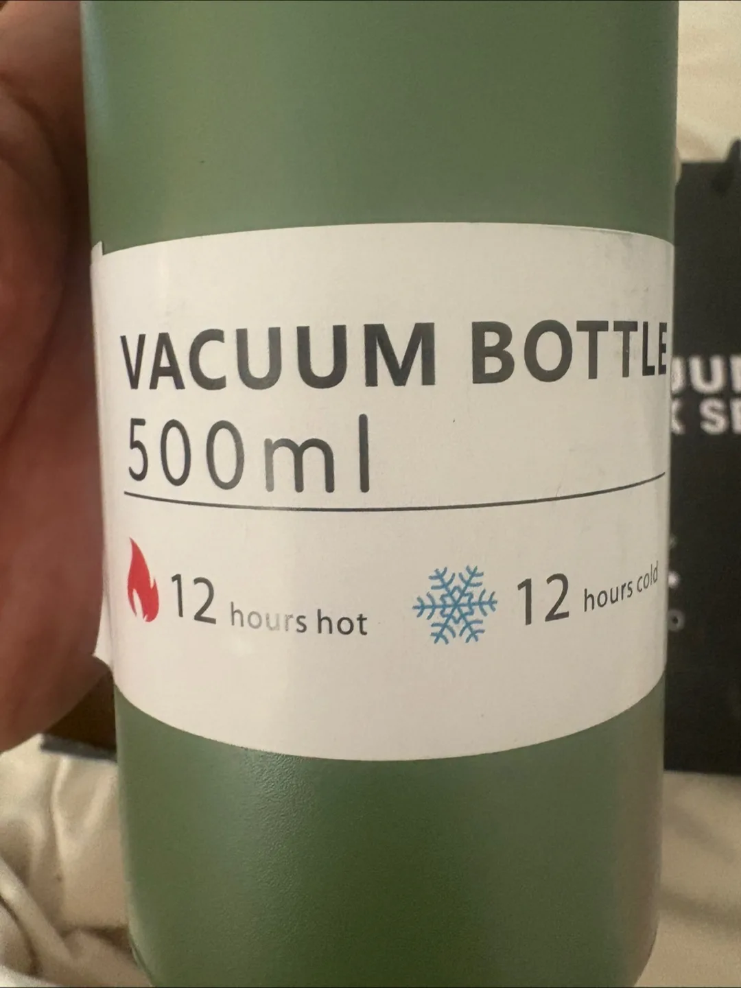 New Vacuum Flask Set - 500ml Bottle & 2 Cups image indicator(2)