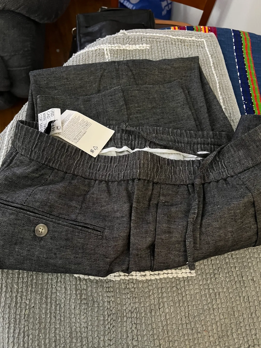 H&M Linen Blend Pants - Size L image indicator(3)