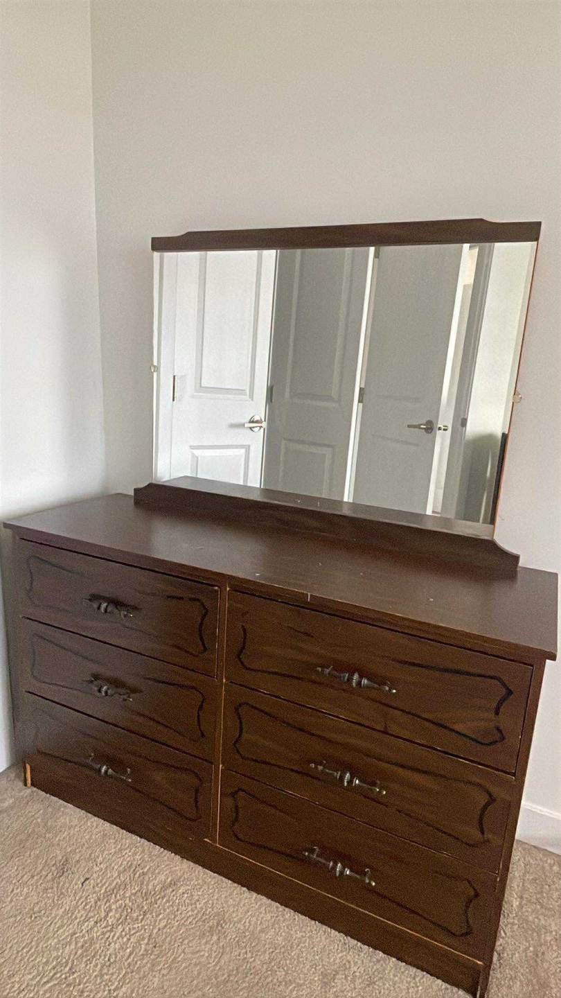 For Sale: 6-Drawer Dresser with Mirror