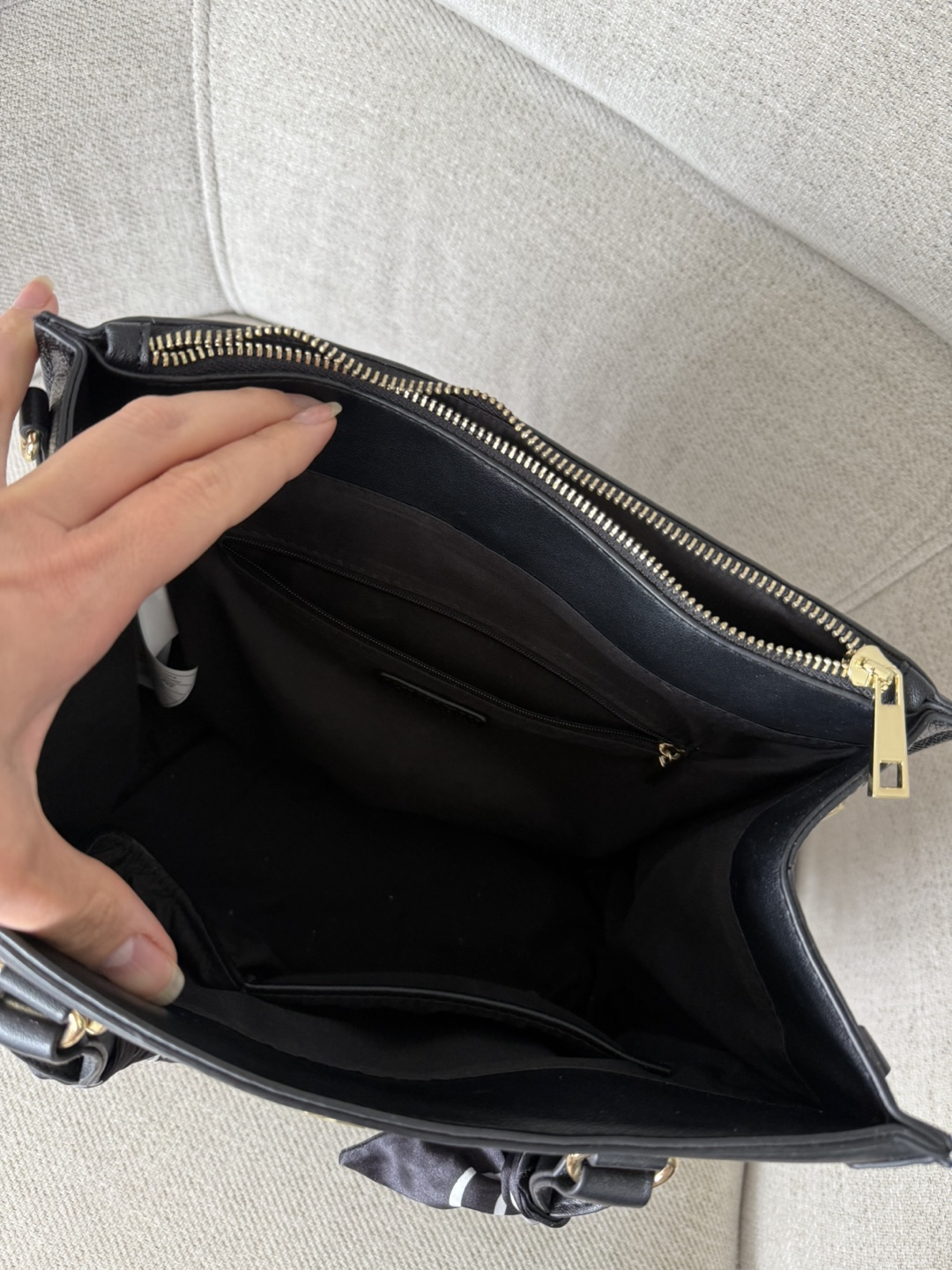 Call it spring Black Leather Handbag - photo 3