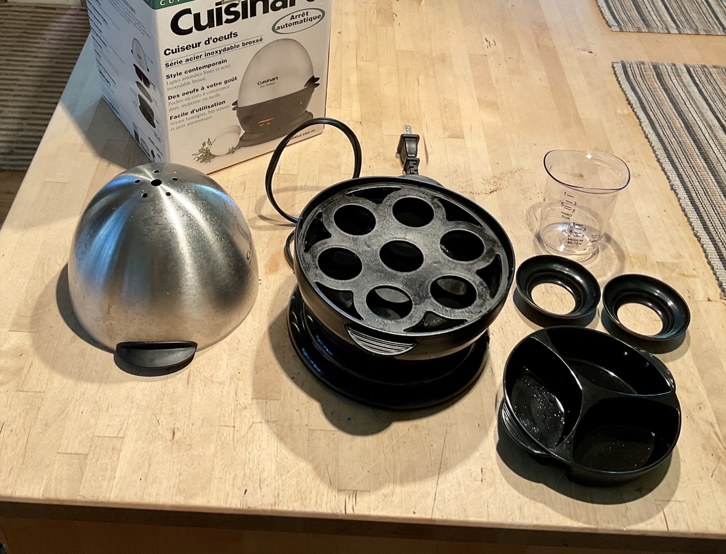 Cuisinart Egg Cooker - Brushed Stainless Series - photo 2