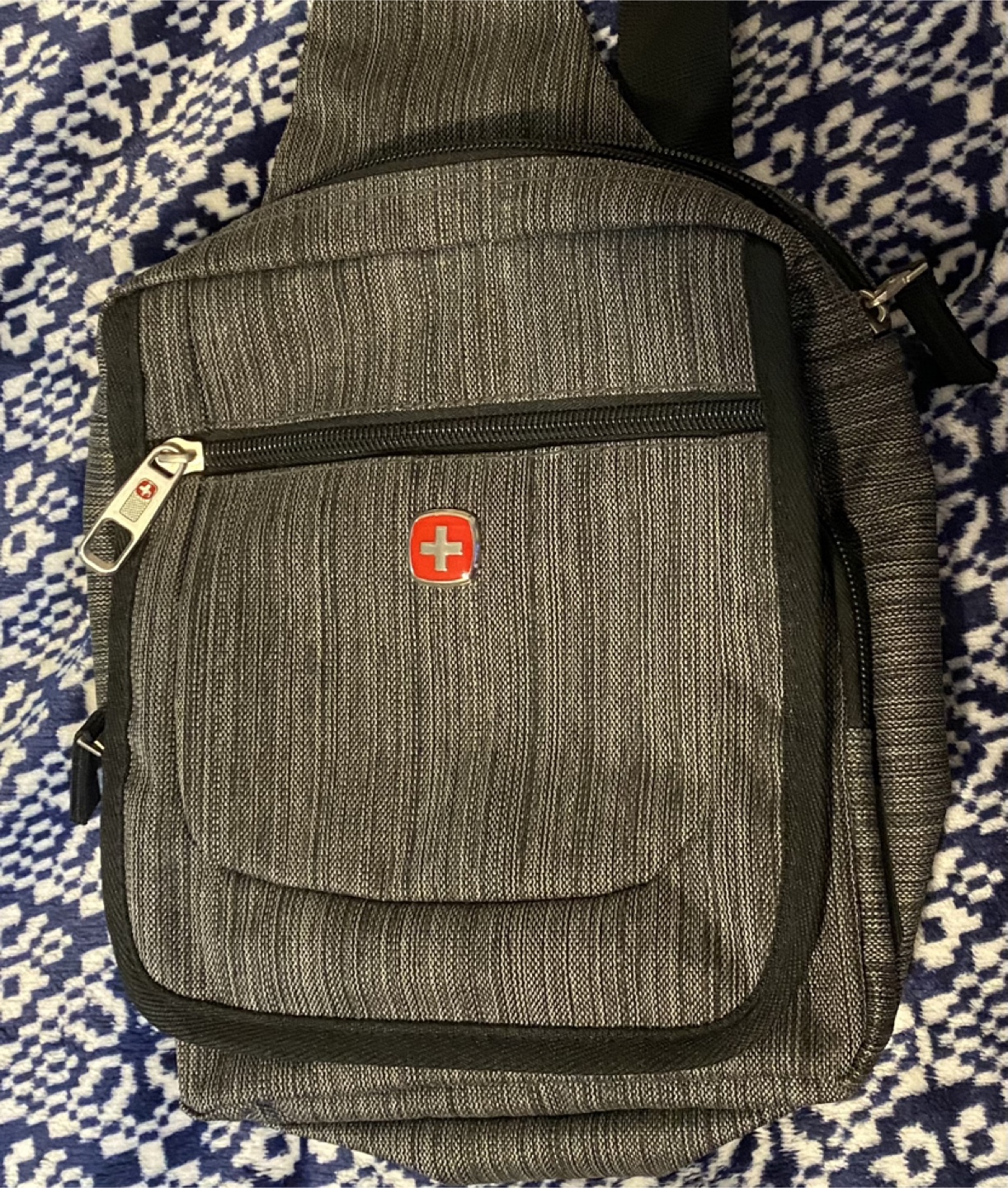 SwissGear Sling Bag - photo 2