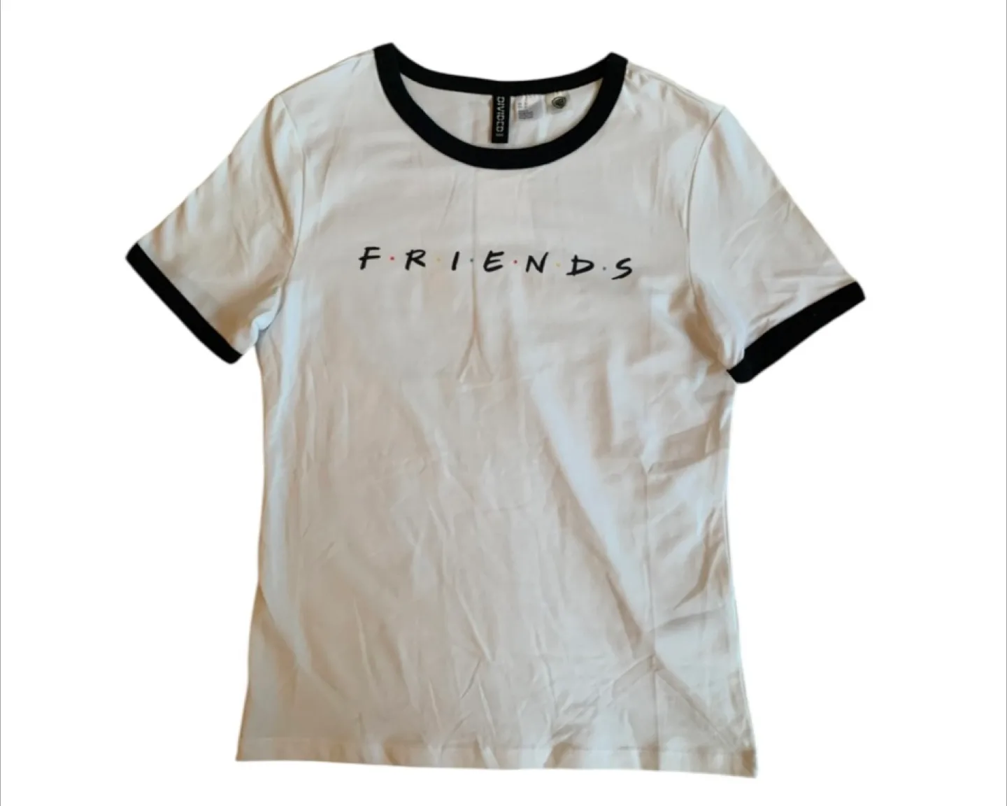 NWT Limited Edition Vintage 2000s Y2K ‘Friends’ T-shirt image indicator(2)
