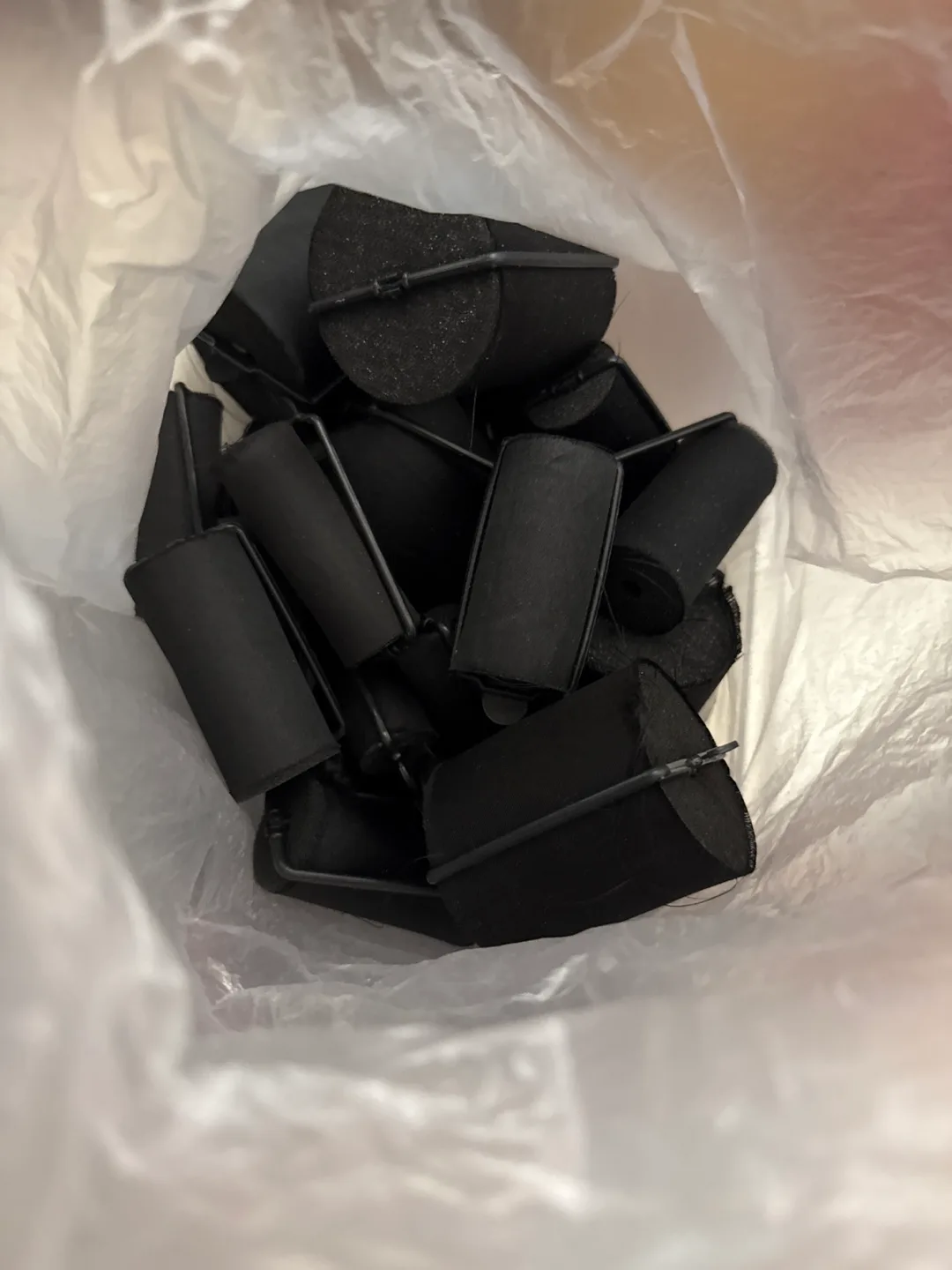 Hair Rollers - Black 🥕 thumbnail