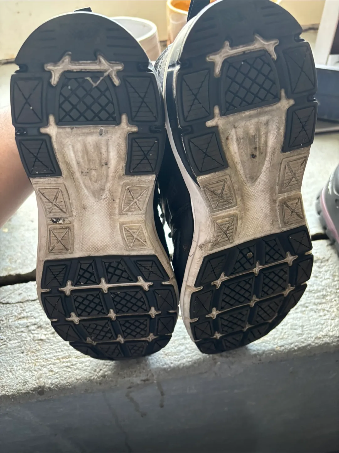 Dakota Workpro Series Shoes - Size 8.5 image indicator(2)