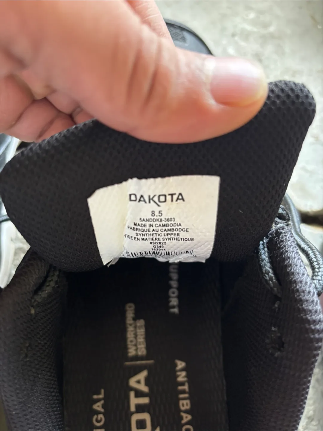 Dakota Workpro Series Shoes - Size 8.5 image indicator(3)