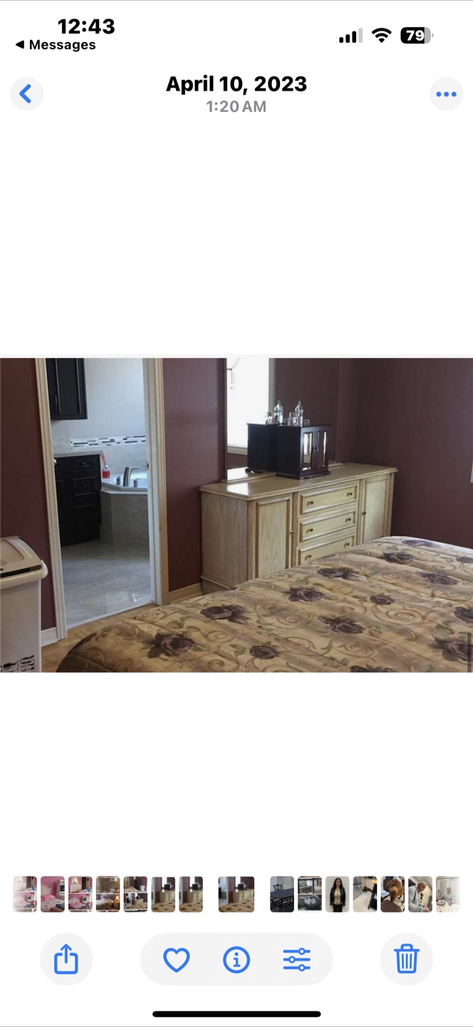 Bedroom set
