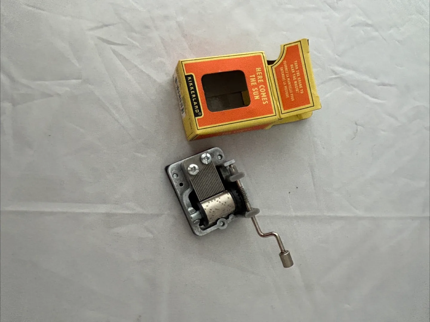 Kikkerland Music Box image indicator(2)