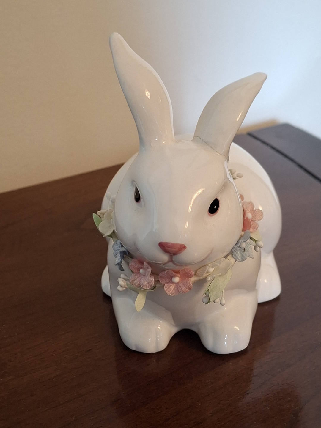 Ceramic bunny figurines (priced per item) - photo 2