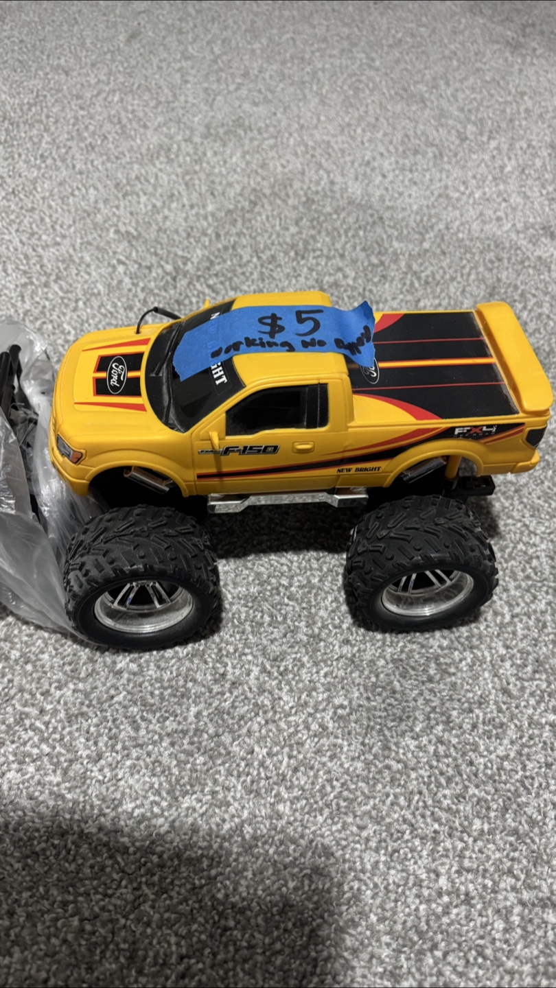 Ford F-150 Monster Truck Toy - photo 3