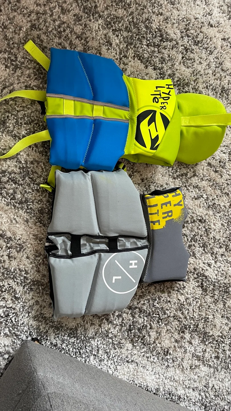 Hyperlite Youth Life Jacket thumbnail