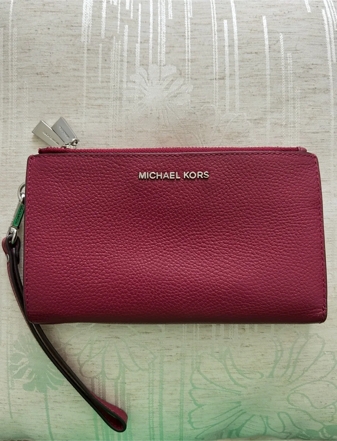 Michael Kors Leather Wallet - Fuchsia thumbnail