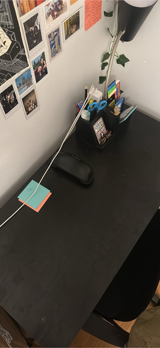Compact Black Computer Desk - photo 2
