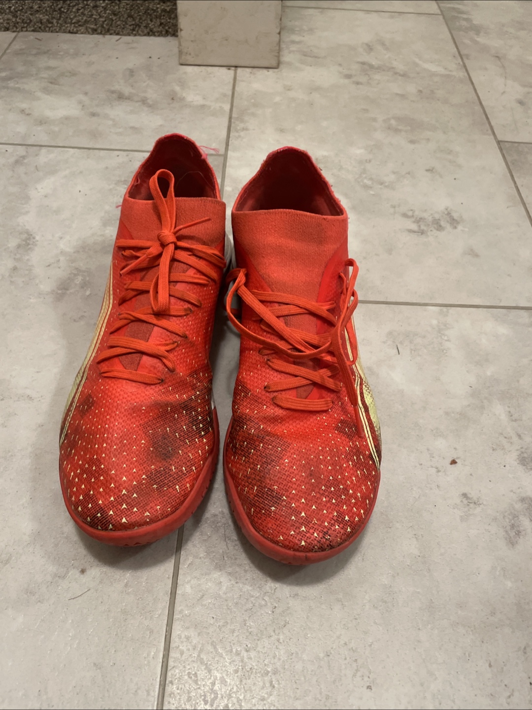 Puma Indoor Soccer Shoes - Size 11