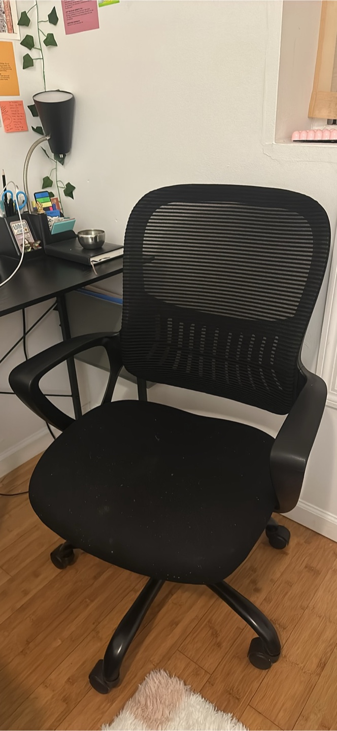 Black Mesh Office Chair