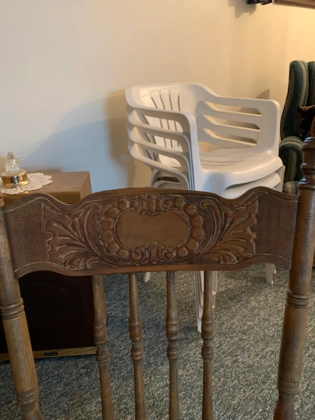 Vintage Wooden Rocking Chair image indicator(2)