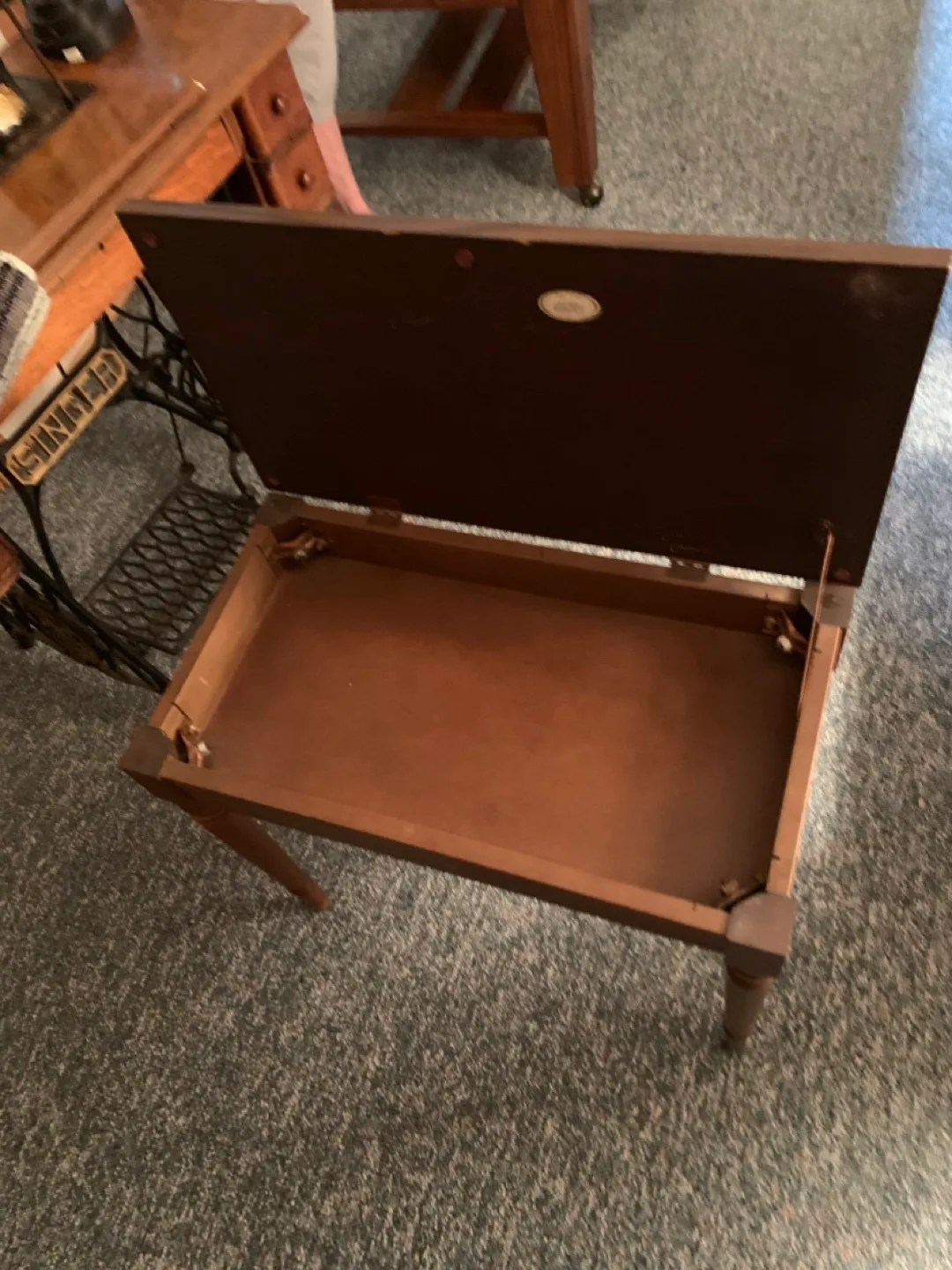 Vintage Gulbransen Genie Organ with Bench image indicator(4)